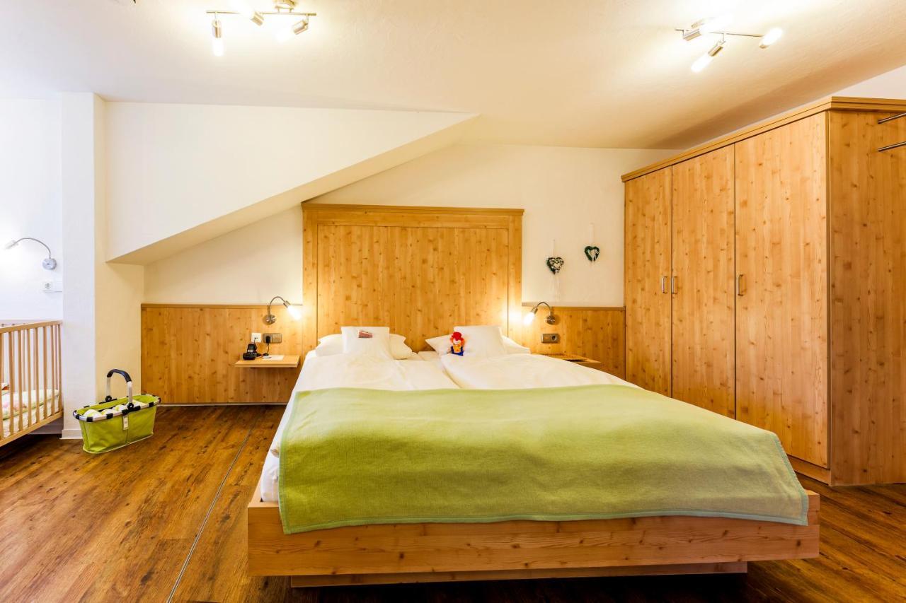 Hotel Engel - Familotel Hochschwarzwald Todtnauberg Exterior photo